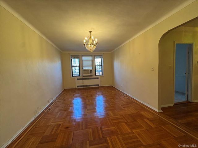 43-30 44th Street 3F, Sunnyside, NY 11104