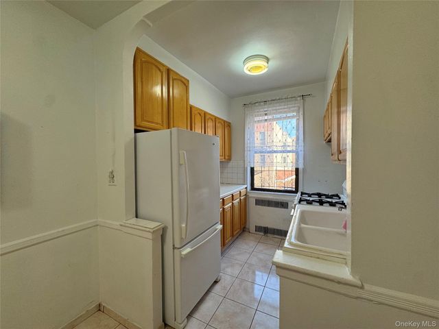 43-30 44th Street 3F, Sunnyside, NY 11104