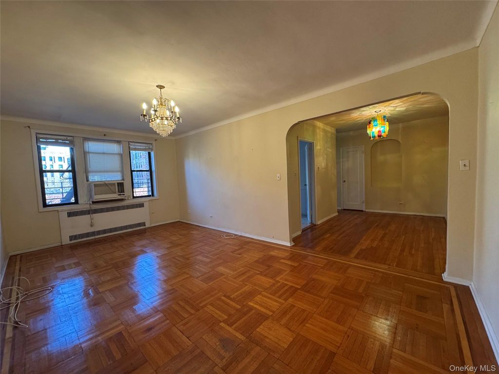 43-30 44th Street 3F, Sunnyside, NY 11104