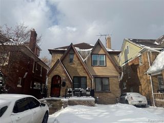 3230 Leslie Street, Detroit, MI 48238