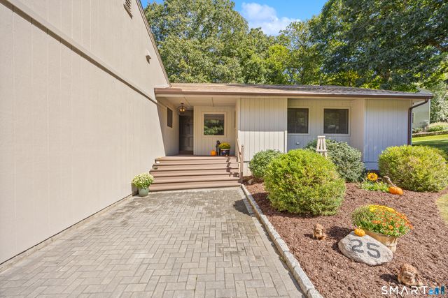 27 Millstone Drive, Marlborough, CT 06447