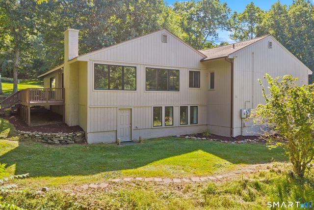 27 Millstone Drive, Marlborough, CT 06447