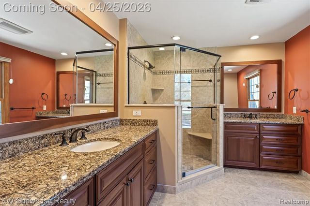 1631 Mystic Hills Drive, Milford, MI 48380