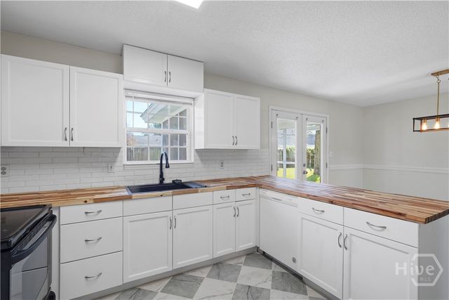 1110 Juanita Street, Savannah, GA 31410