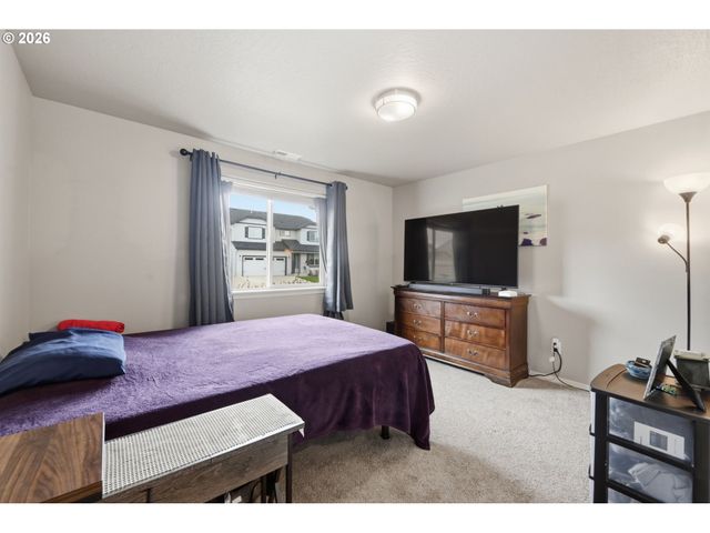 1371 TIRION Ave, Eugene, OR 97404