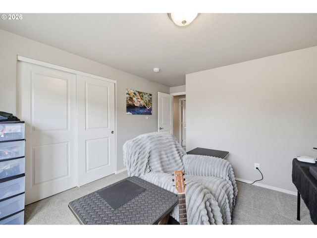 1371 TIRION Ave, Eugene, OR 97404