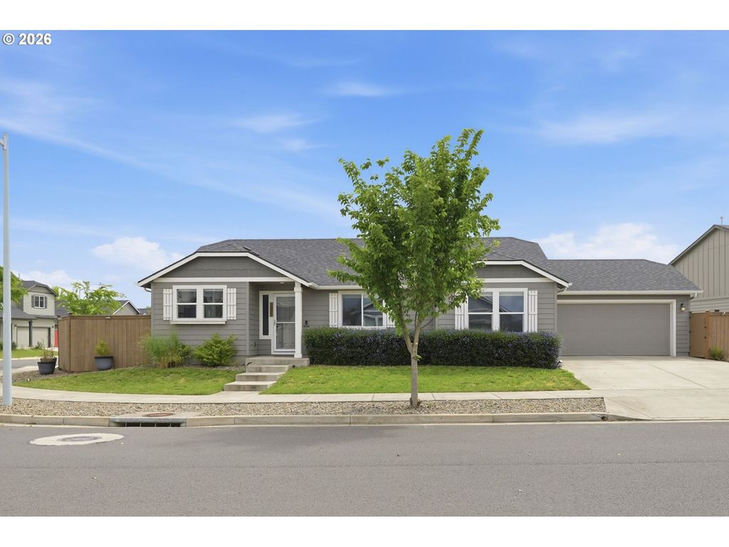 1371 TIRION Ave, Eugene, OR 97404