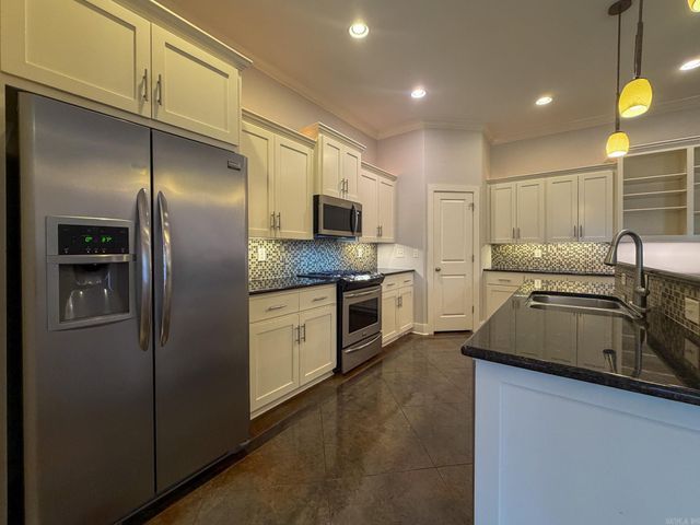 2117 Ingleside Drive, Sherwood, AR 72120