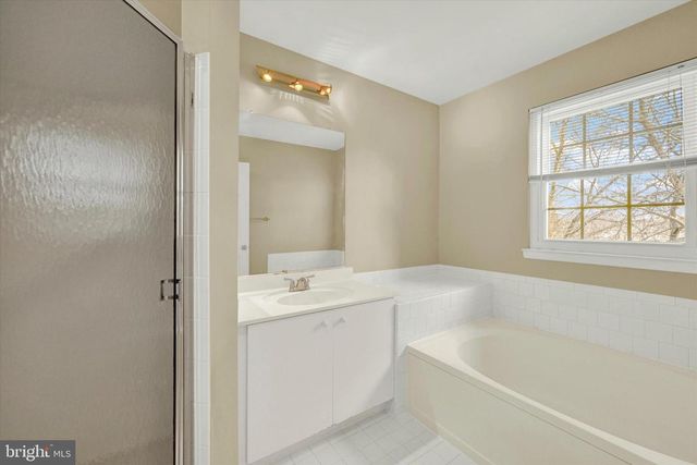 7786 BLUEBERRY HILL LN, Ellicott City, MD 21043