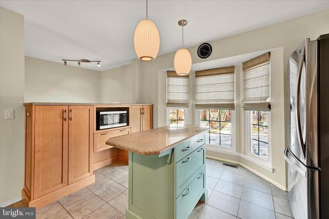 7786 BLUEBERRY HILL LN, Ellicott City, MD 21043