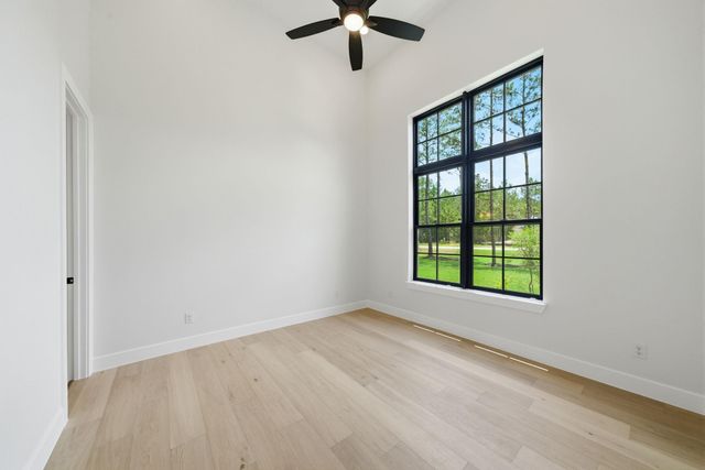 25080 Sequin Trail, Montgomery, TX 77316