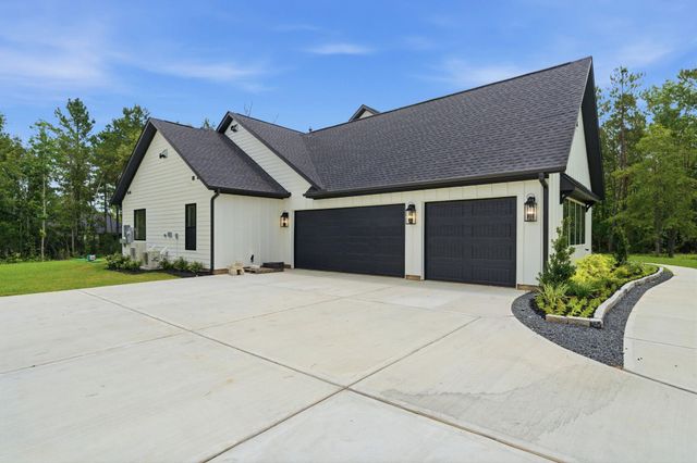 25080 Sequin Trail, Montgomery, TX 77316