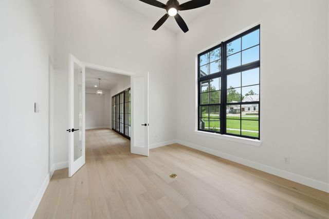 25080 Sequin Trail, Montgomery, TX 77316