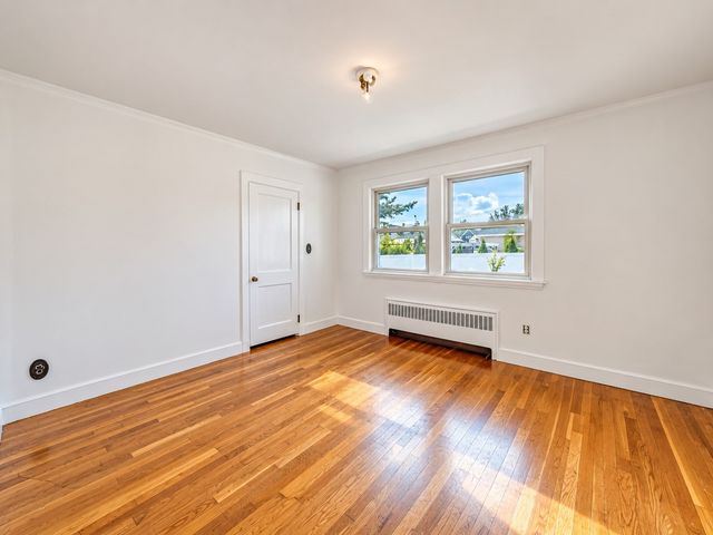 44 Essex St, Revere, MA 02151