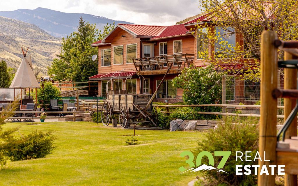 30 Nielsen Trail, Cody, WY 82414 photo 2