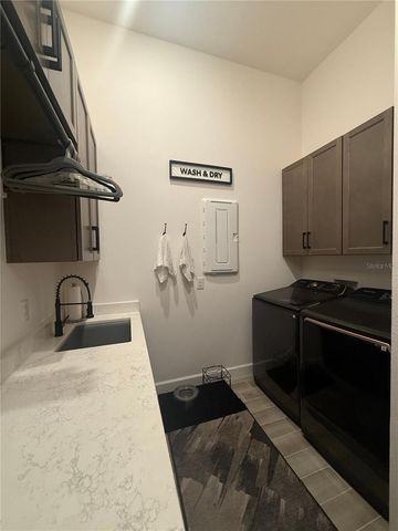 1088 SIGNET DRIVE, Apollo Beach, FL 33572