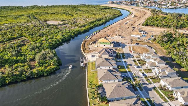 1088 SIGNET DRIVE, Apollo Beach, FL 33572