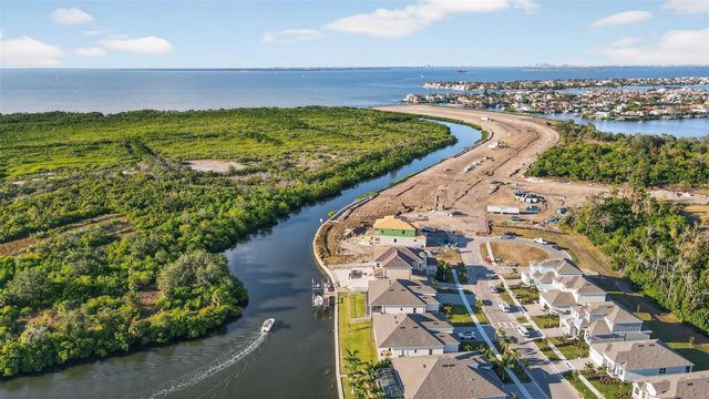 1088 SIGNET DRIVE, Apollo Beach, FL 33572