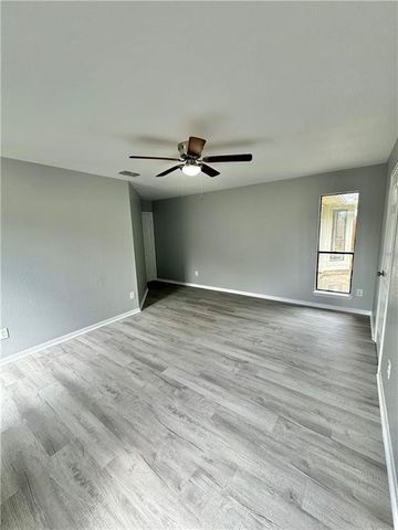 2842 Quebec Dr, Corpus Christi, TX 78414