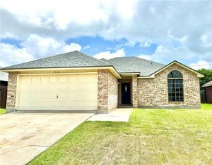 2842 Quebec Dr, Corpus Christi, TX 78414
