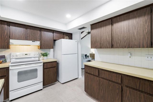 525 Weber BLVD N, Naples, FL 34120