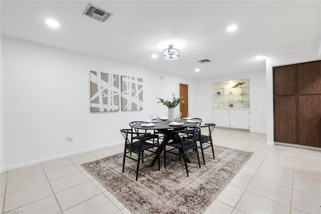 525 Weber BLVD N, Naples, FL 34120