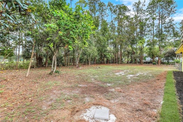 525 Weber BLVD N, Naples, FL 34120