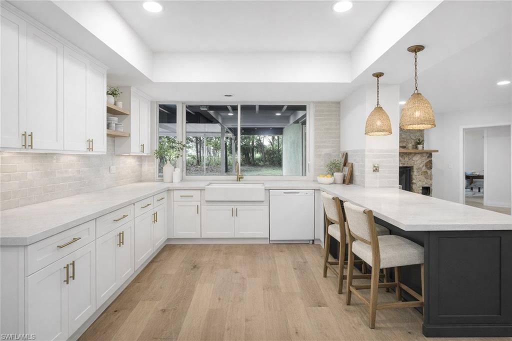 525 Weber BLVD N, NAPLES, FL 34120 — photo 2