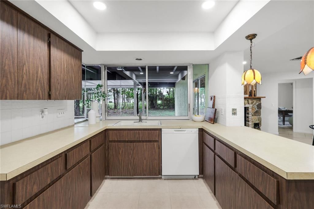 525 Weber BLVD N, NAPLES, FL 34120 — photo 3