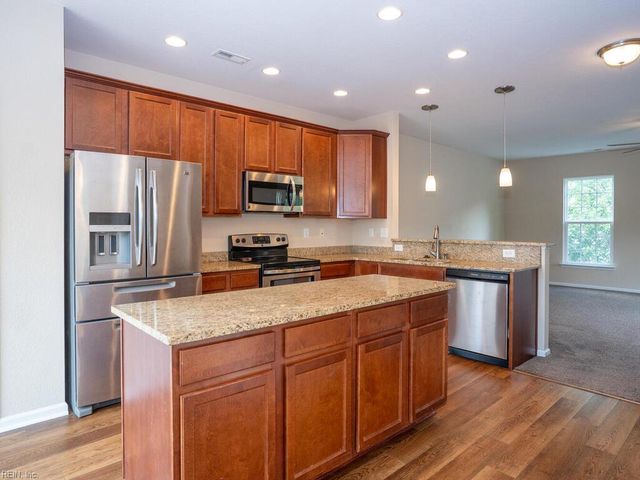 220 Verde ST, Virginia Beach, VA 23462