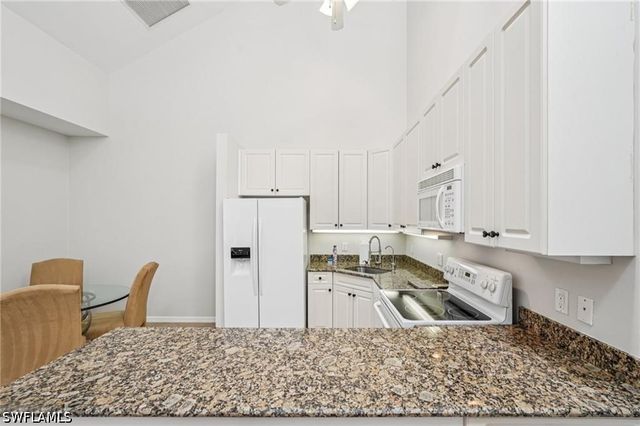4337 Covey CIR 9C, Naples, FL 34109