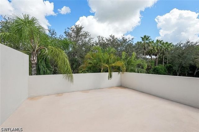 4337 Covey CIR 9C, Naples, FL 34109