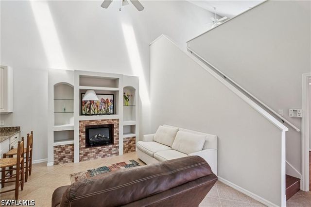 4337 Covey CIR 9C, Naples, FL 34109