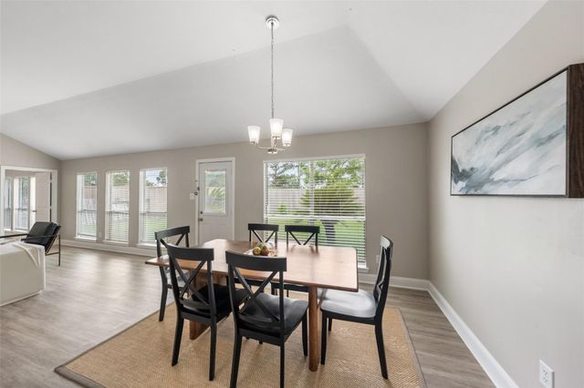 3806 Vinecrest Drive, Pearland, TX 77584