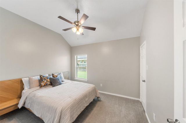 3806 Vinecrest Drive, Pearland, TX 77584