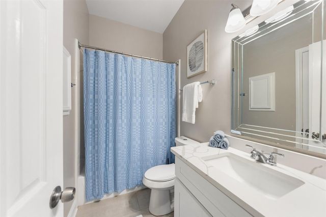 3806 Vinecrest Drive, Pearland, TX 77584