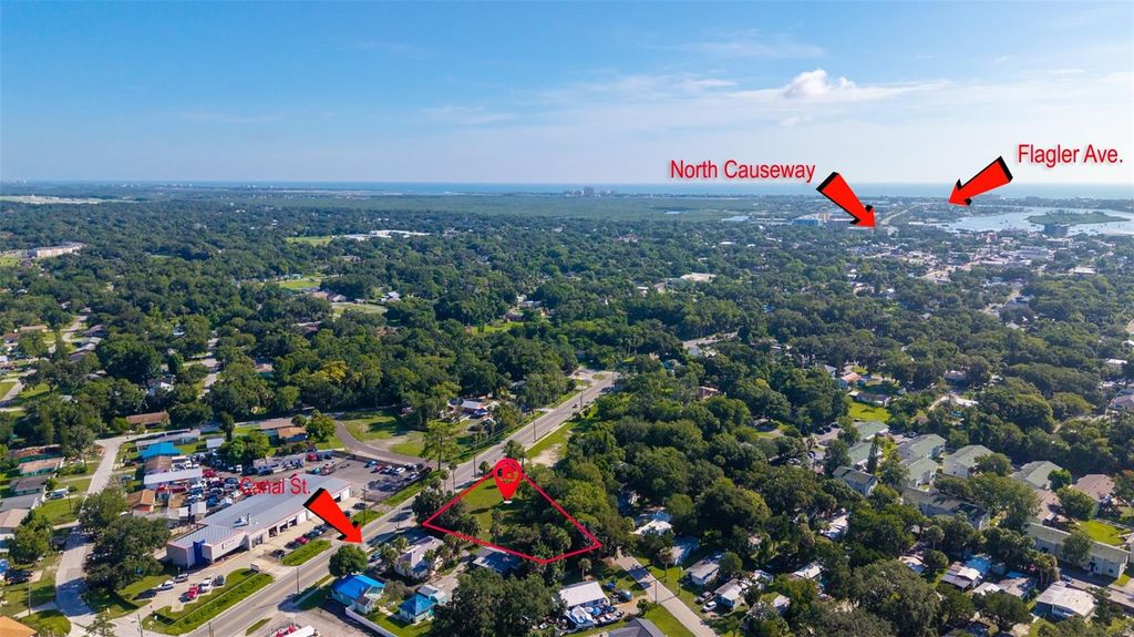 Image 4 of property listing at 1104 CANAL STREET, New Smyrna Beach, FL 32168