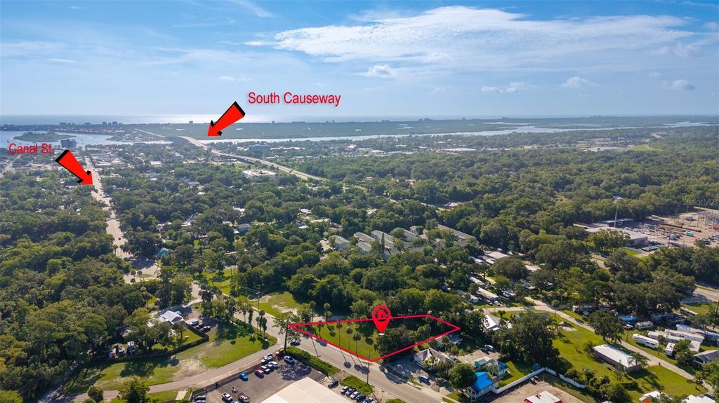 Image 6 of property listing at 1104 CANAL STREET, New Smyrna Beach, FL 32168
