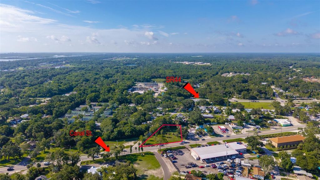 Image 10 of property listing at 1104 CANAL STREET, New Smyrna Beach, FL 32168