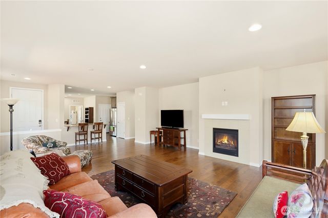 8218 Canton Avenue NE, Lacey, WA 98516