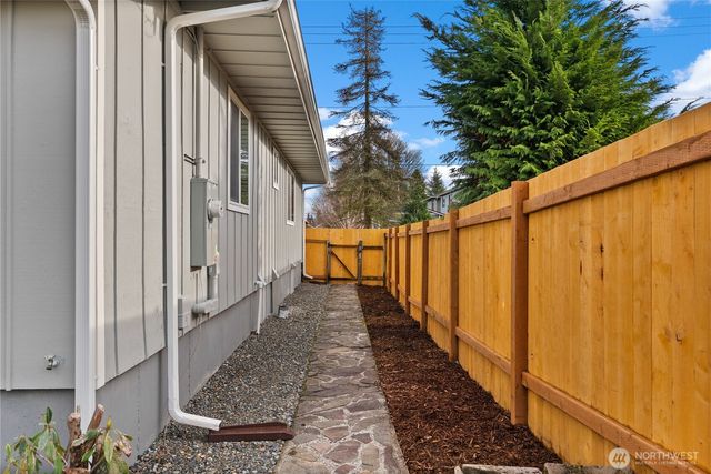 5008 N Visscher Street, Tacoma, WA 98407