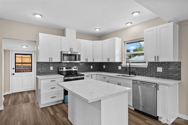 5008 N Visscher Street, Tacoma, WA 98407