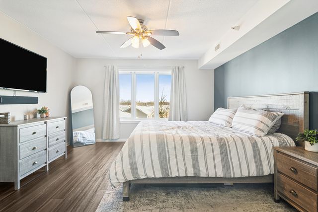 390 S Western Avenue 511, Des Plaines, IL 60016