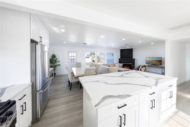 9645 ROSECRANS Avenue, Bellflower, CA 90706