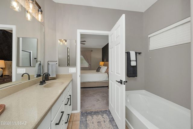 11145 W Fallen Willow Drive, Marana, AZ 85653