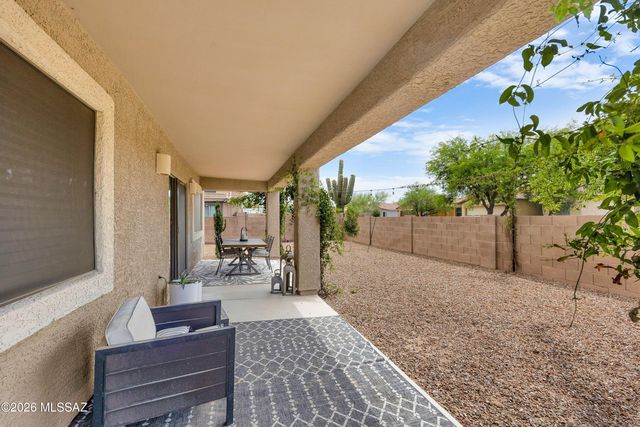 11145 W Fallen Willow Drive, Marana, AZ 85653