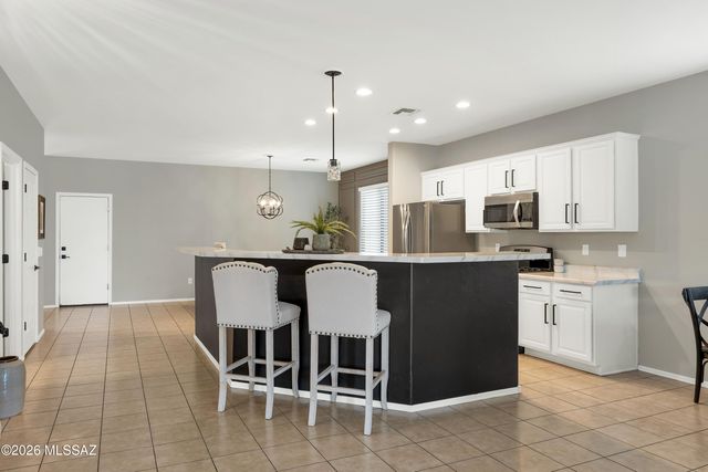 11145 W Fallen Willow Drive, Marana, AZ 85653