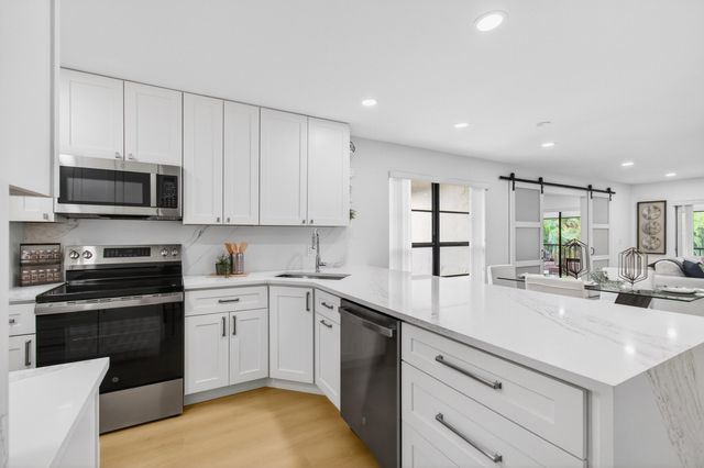 21691 Tall Palm Circle 3b, Boca Raton, FL 33433