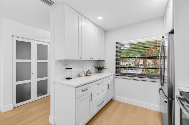 21691 Tall Palm Circle 3b, Boca Raton, FL 33433