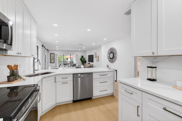 21691 Tall Palm Circle 3b, Boca Raton, FL 33433